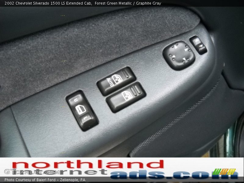 Forest Green Metallic / Graphite Gray 2002 Chevrolet Silverado 1500 LS Extended Cab