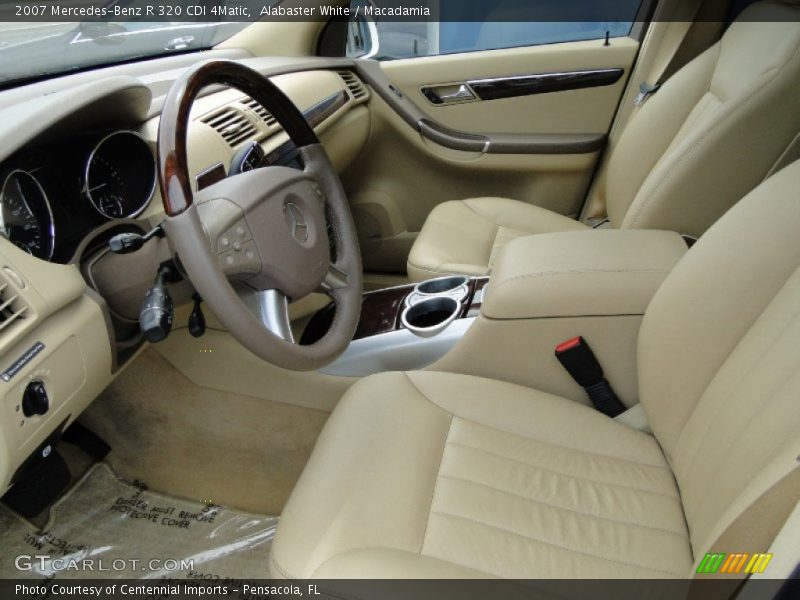  2007 R 320 CDI 4Matic Macadamia Interior