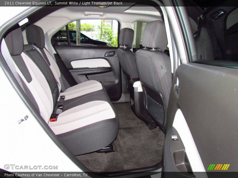 Summit White / Light Titanium/Jet Black 2011 Chevrolet Equinox LT