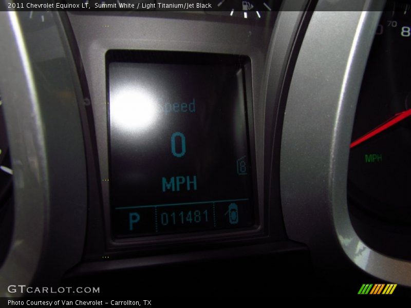 Summit White / Light Titanium/Jet Black 2011 Chevrolet Equinox LT