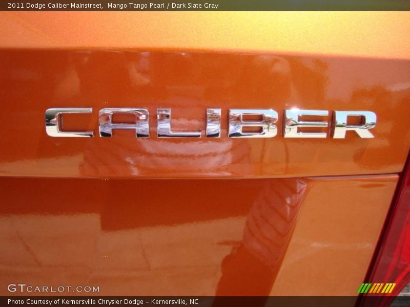 Mango Tango Pearl / Dark Slate Gray 2011 Dodge Caliber Mainstreet