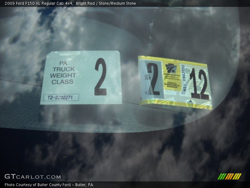 Bright Red / Stone/Medium Stone 2009 Ford F150 XL Regular Cab 4x4