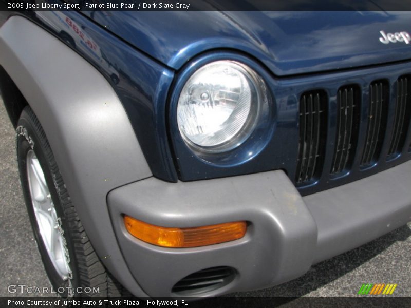 Patriot Blue Pearl / Dark Slate Gray 2003 Jeep Liberty Sport