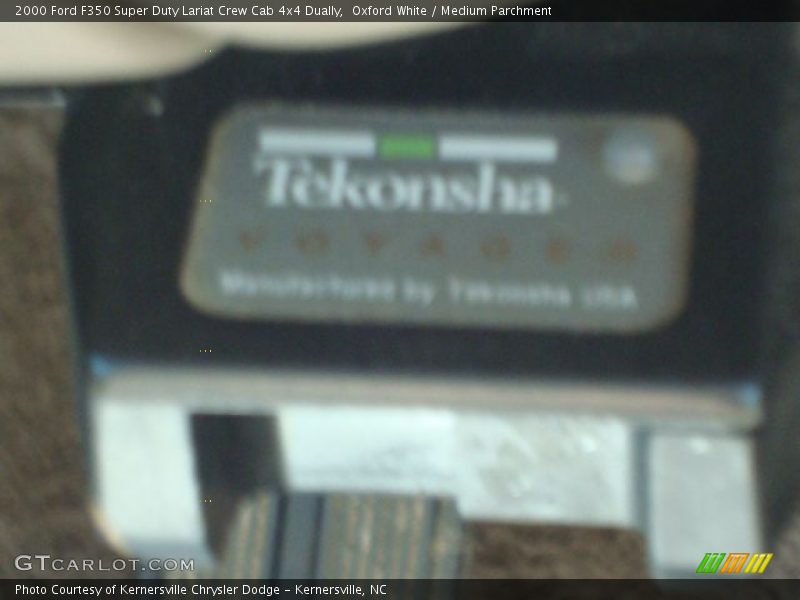 Oxford White / Medium Parchment 2000 Ford F350 Super Duty Lariat Crew Cab 4x4 Dually