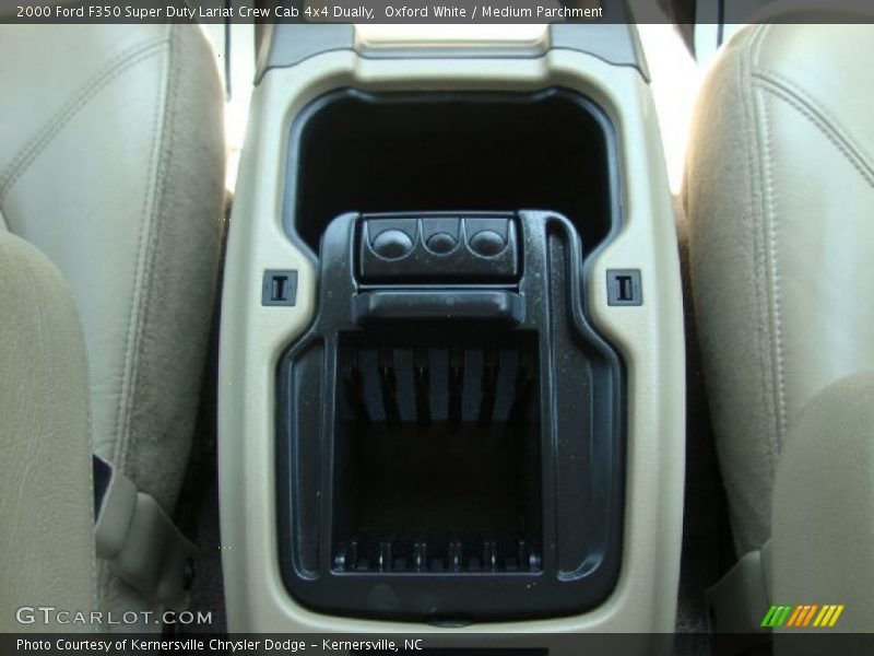 Oxford White / Medium Parchment 2000 Ford F350 Super Duty Lariat Crew Cab 4x4 Dually