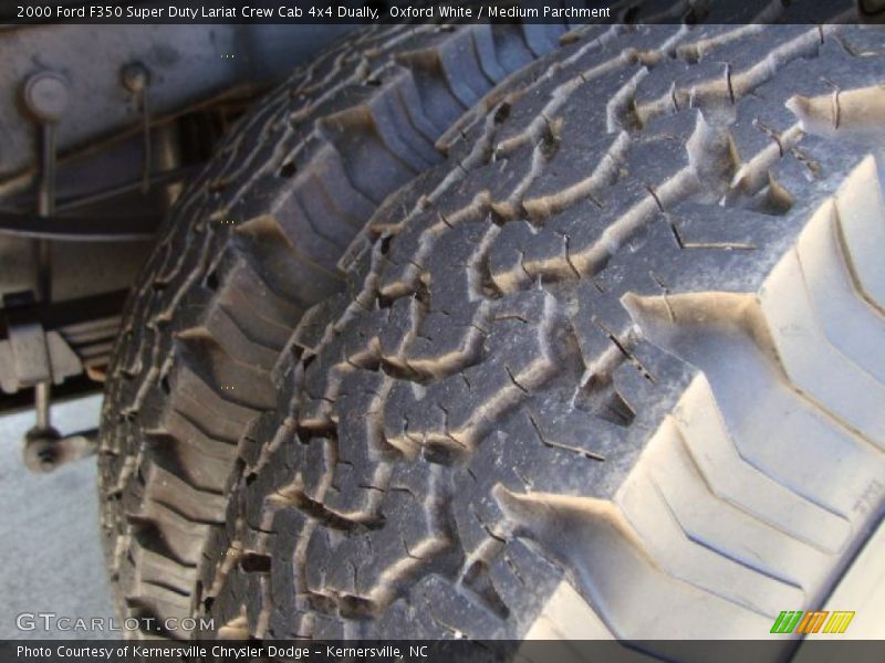 Oxford White / Medium Parchment 2000 Ford F350 Super Duty Lariat Crew Cab 4x4 Dually