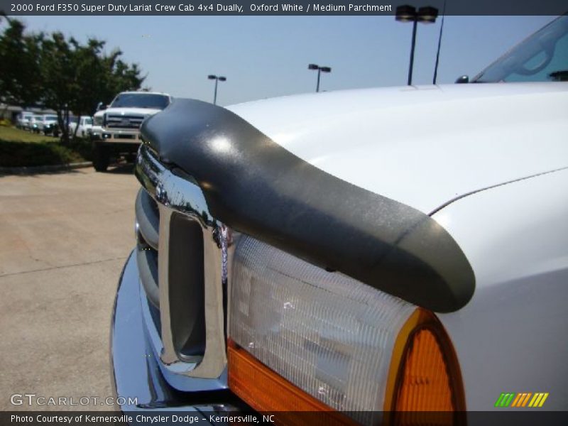 Oxford White / Medium Parchment 2000 Ford F350 Super Duty Lariat Crew Cab 4x4 Dually