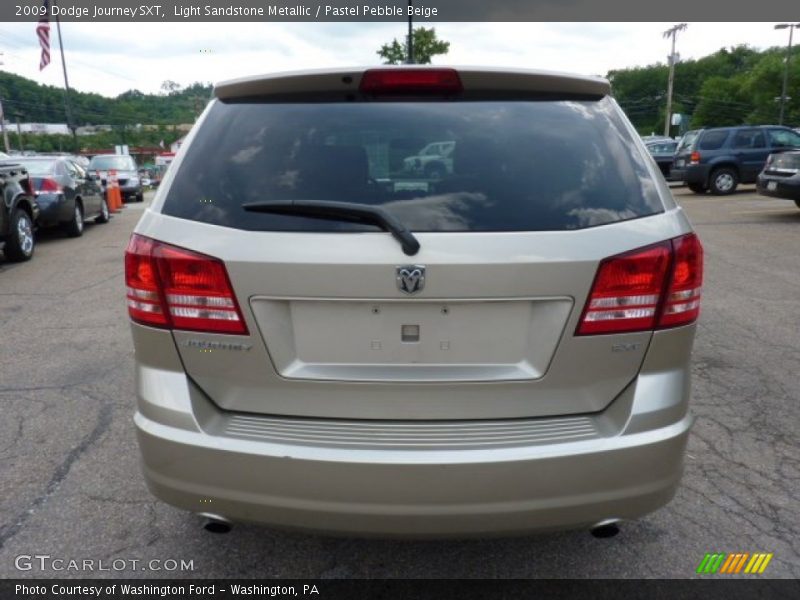 Light Sandstone Metallic / Pastel Pebble Beige 2009 Dodge Journey SXT