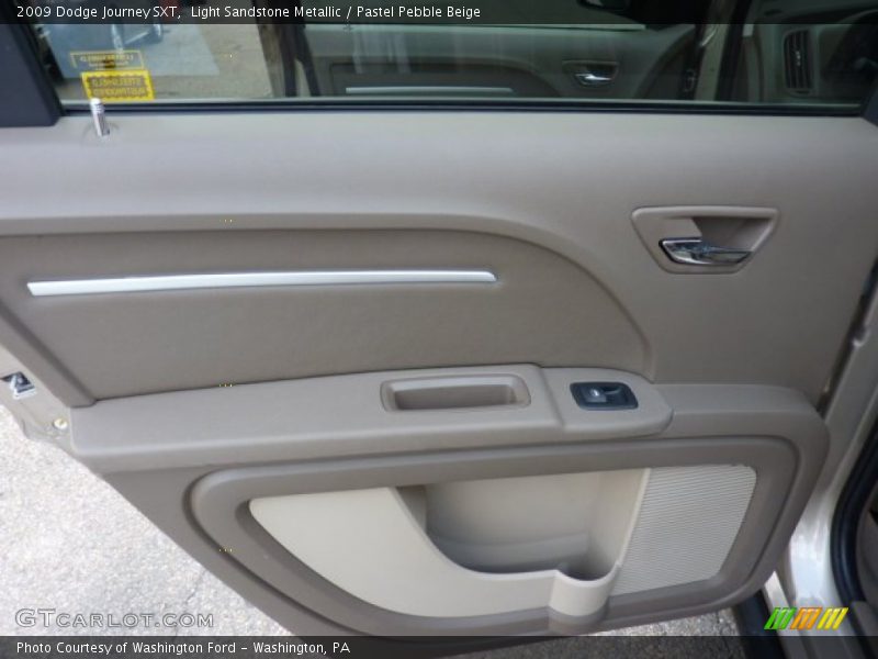 Door Panel of 2009 Journey SXT