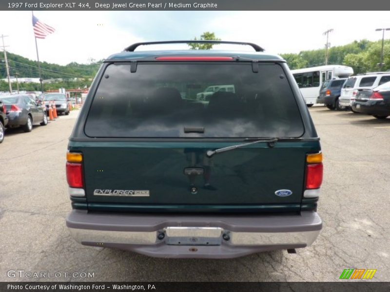 Deep Jewel Green Pearl / Medium Graphite 1997 Ford Explorer XLT 4x4