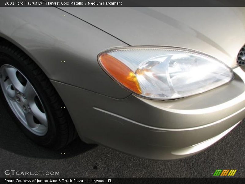 Harvest Gold Metallic / Medium Parchment 2001 Ford Taurus LX