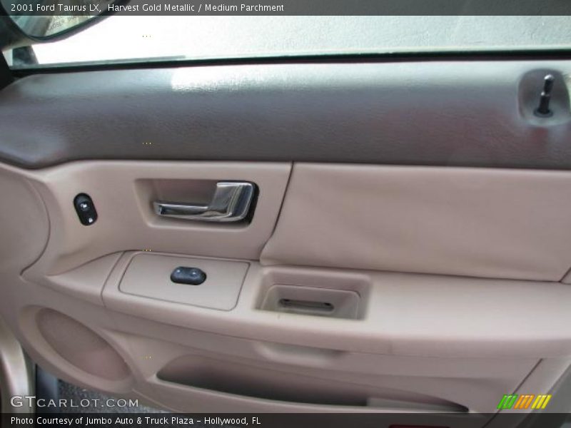 Harvest Gold Metallic / Medium Parchment 2001 Ford Taurus LX