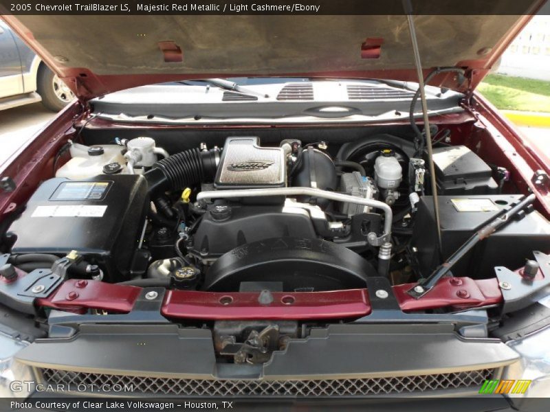 Majestic Red Metallic / Light Cashmere/Ebony 2005 Chevrolet TrailBlazer LS