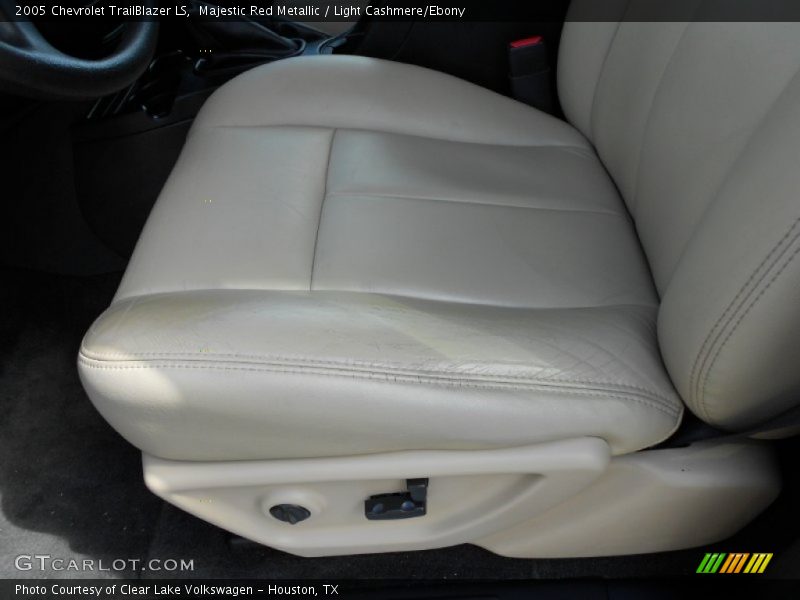 Majestic Red Metallic / Light Cashmere/Ebony 2005 Chevrolet TrailBlazer LS