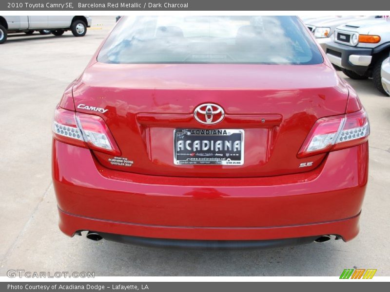 Barcelona Red Metallic / Dark Charcoal 2010 Toyota Camry SE
