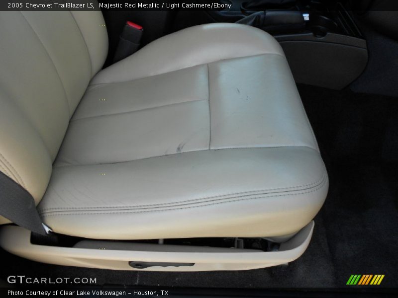 Majestic Red Metallic / Light Cashmere/Ebony 2005 Chevrolet TrailBlazer LS