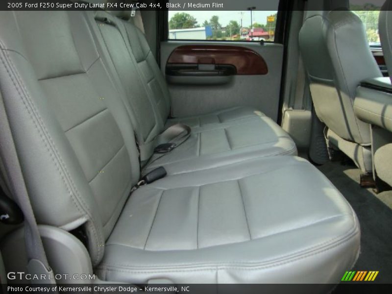 Black / Medium Flint 2005 Ford F250 Super Duty Lariat FX4 Crew Cab 4x4