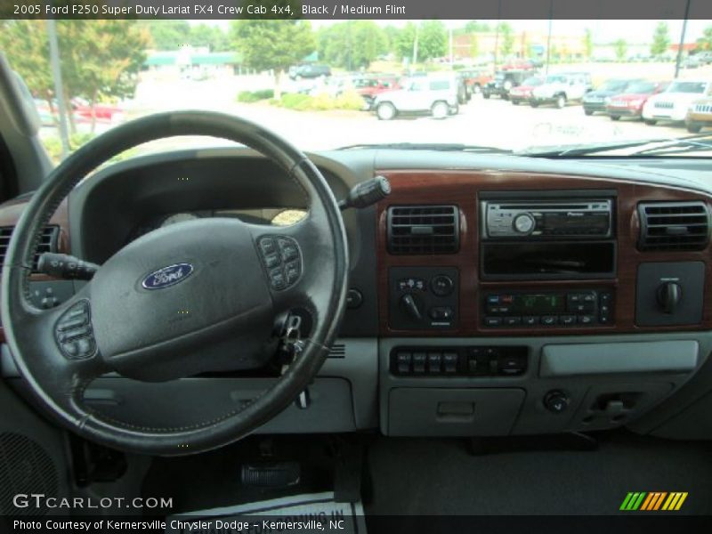 Black / Medium Flint 2005 Ford F250 Super Duty Lariat FX4 Crew Cab 4x4