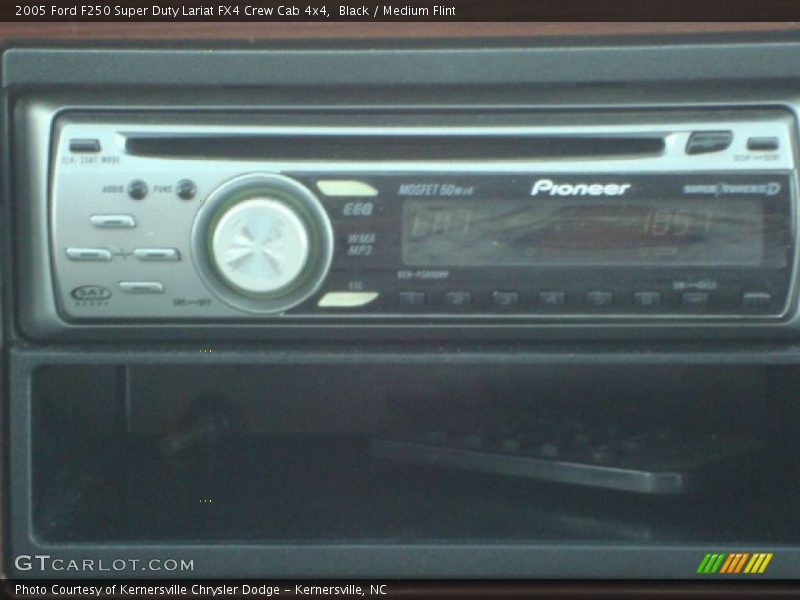 Black / Medium Flint 2005 Ford F250 Super Duty Lariat FX4 Crew Cab 4x4