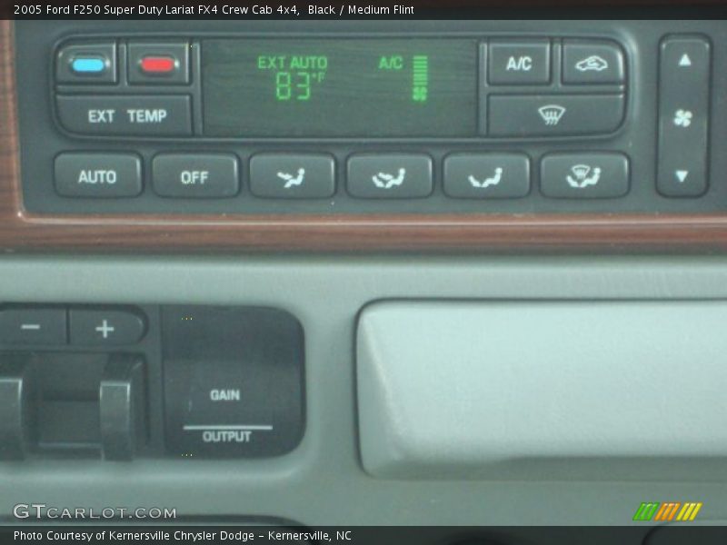 Black / Medium Flint 2005 Ford F250 Super Duty Lariat FX4 Crew Cab 4x4