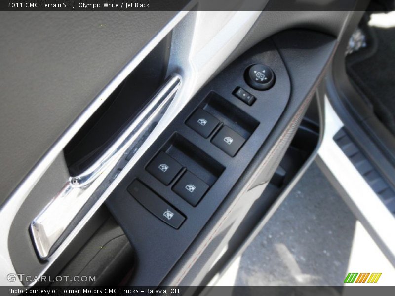 Olympic White / Jet Black 2011 GMC Terrain SLE