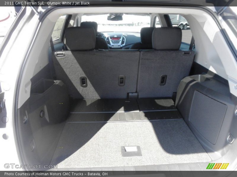 Olympic White / Jet Black 2011 GMC Terrain SLE