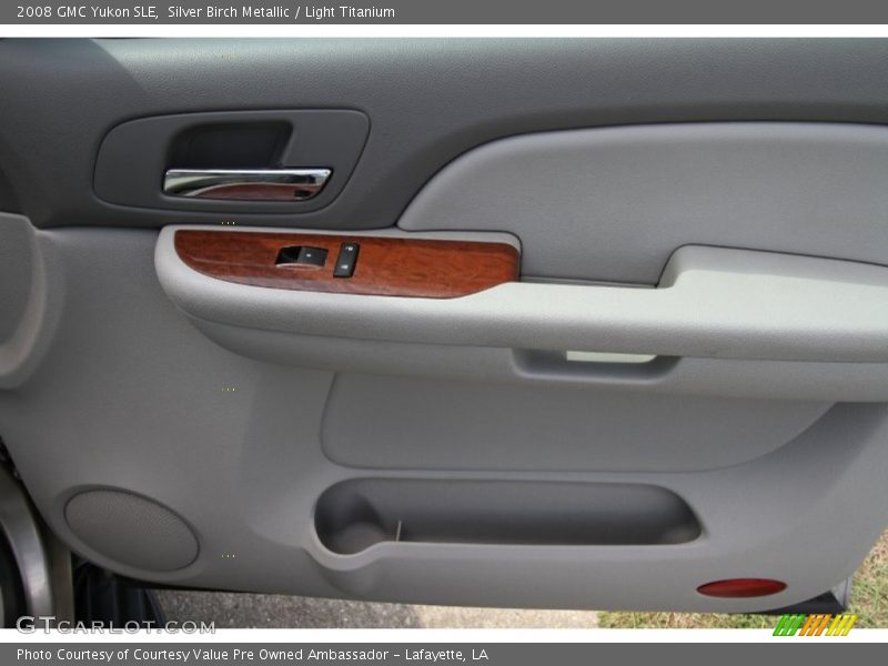 Silver Birch Metallic / Light Titanium 2008 GMC Yukon SLE