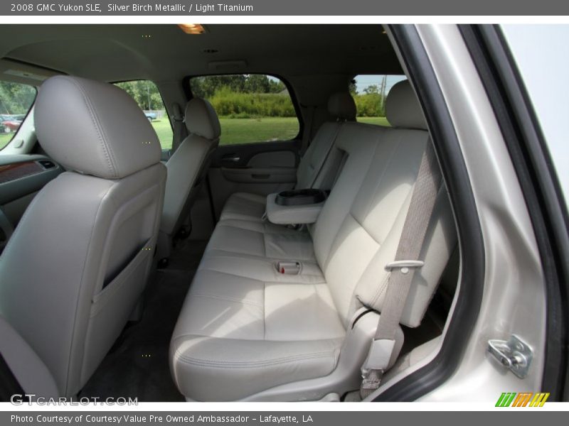 Silver Birch Metallic / Light Titanium 2008 GMC Yukon SLE