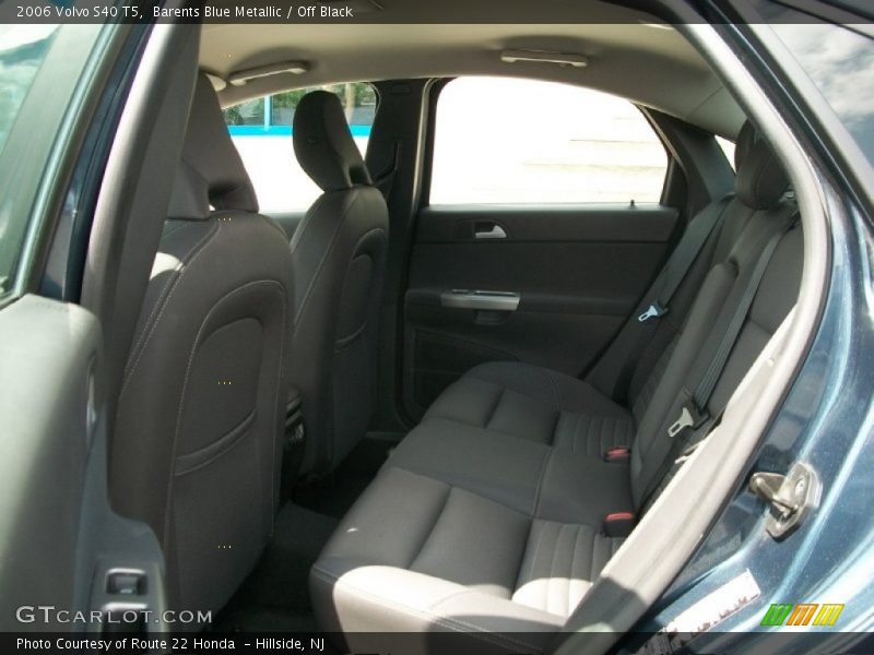Barents Blue Metallic / Off Black 2006 Volvo S40 T5