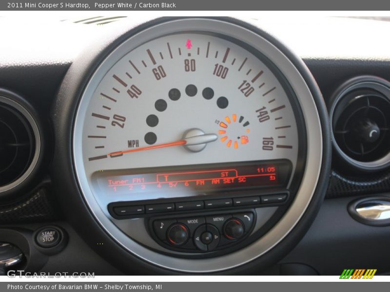 Pepper White / Carbon Black 2011 Mini Cooper S Hardtop