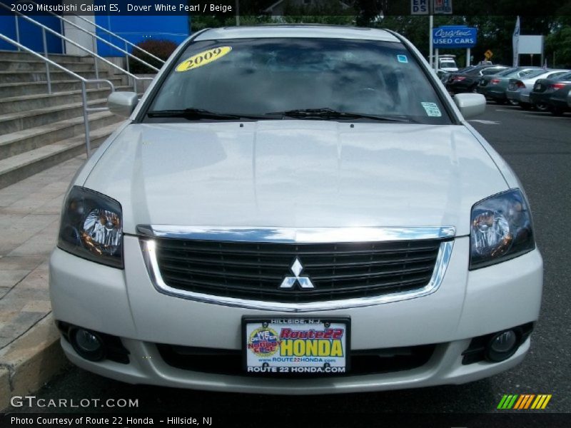 Dover White Pearl / Beige 2009 Mitsubishi Galant ES