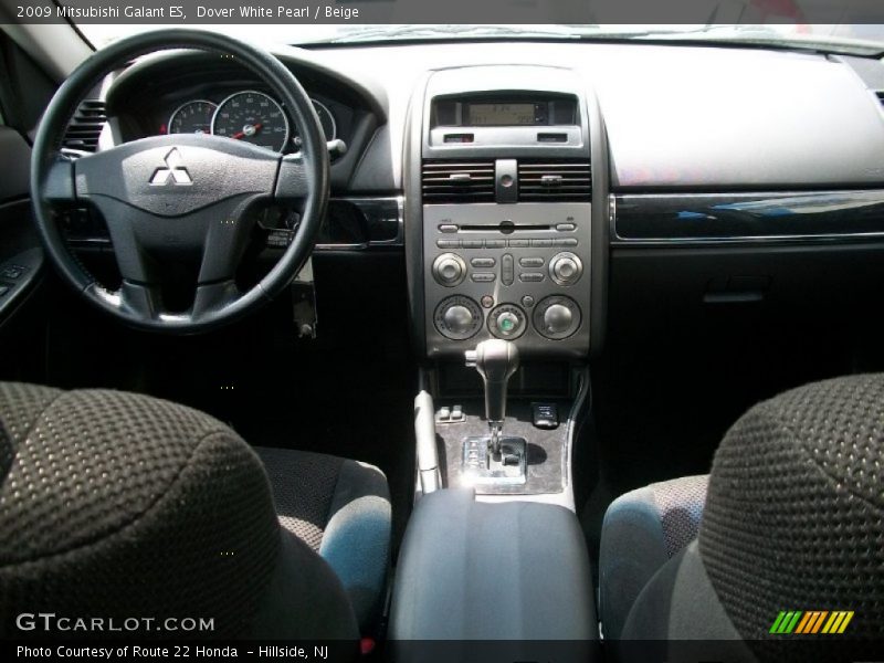 Dover White Pearl / Beige 2009 Mitsubishi Galant ES