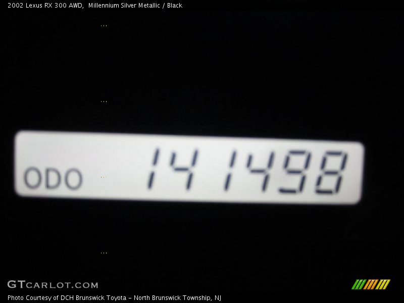 Millennium Silver Metallic / Black 2002 Lexus RX 300 AWD