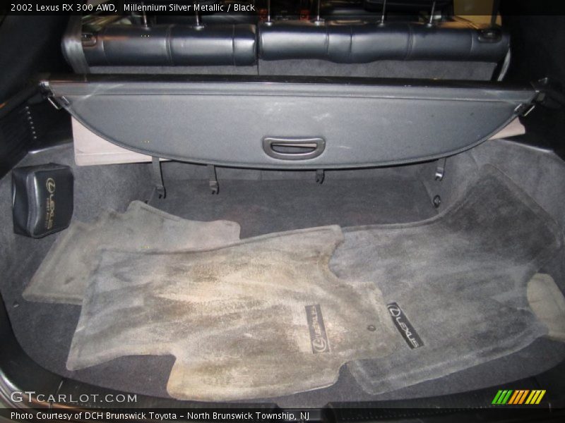 Millennium Silver Metallic / Black 2002 Lexus RX 300 AWD