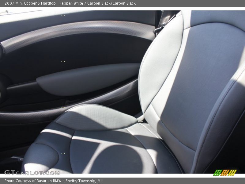 Pepper White / Carbon Black/Carbon Black 2007 Mini Cooper S Hardtop