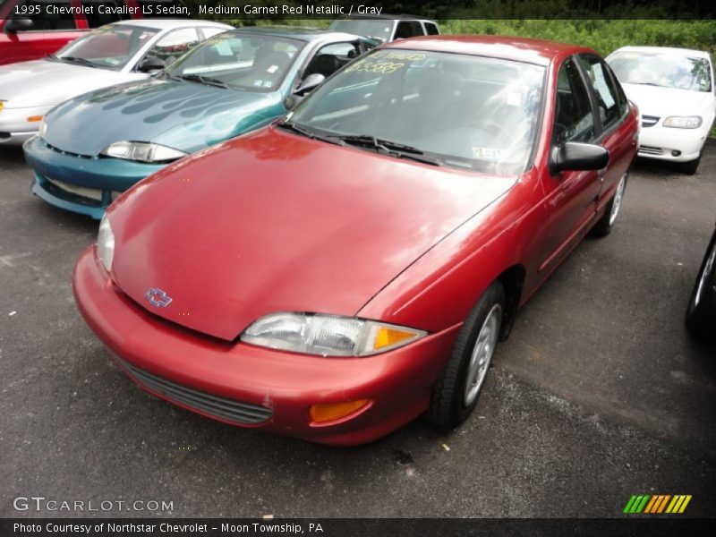 Front 3/4 View of 1995 Cavalier LS Sedan