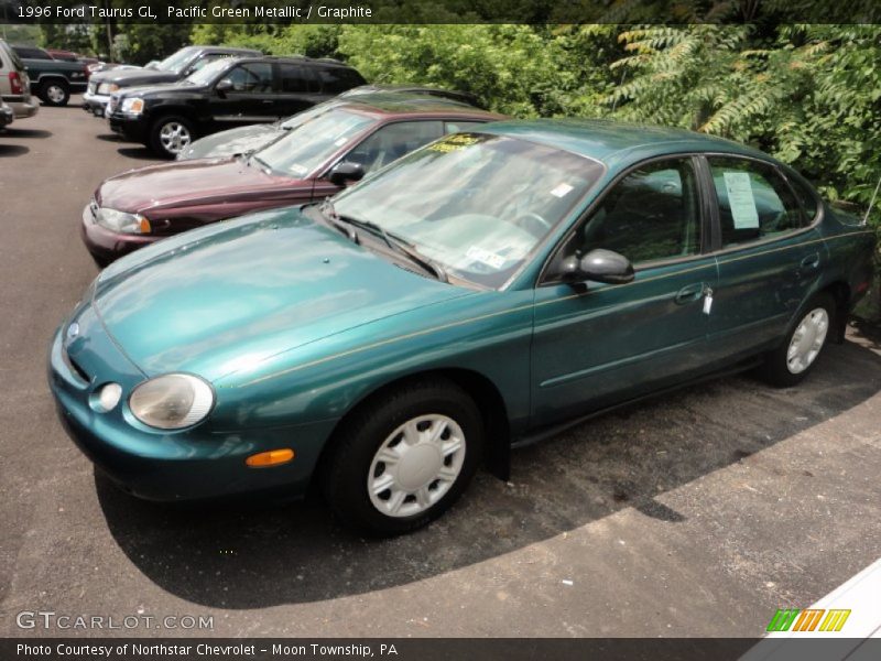 Pacific Green Metallic / Graphite 1996 Ford Taurus GL
