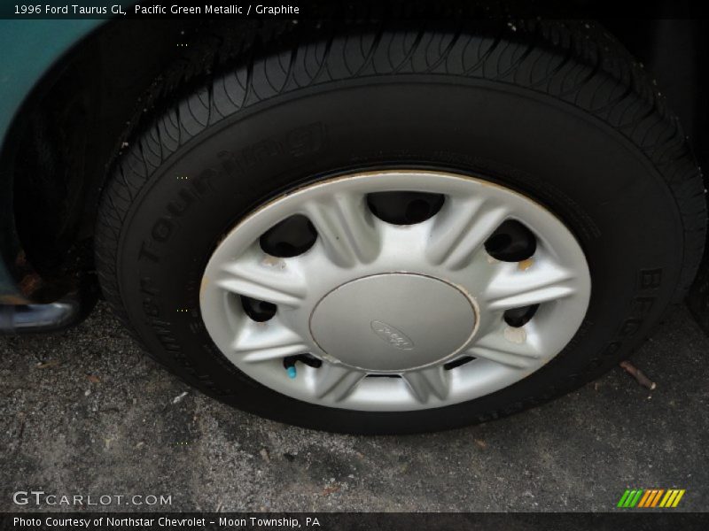 Pacific Green Metallic / Graphite 1996 Ford Taurus GL