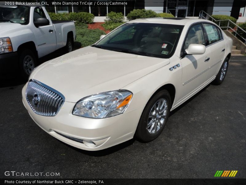 Front 3/4 View of 2011 Lucerne CXL