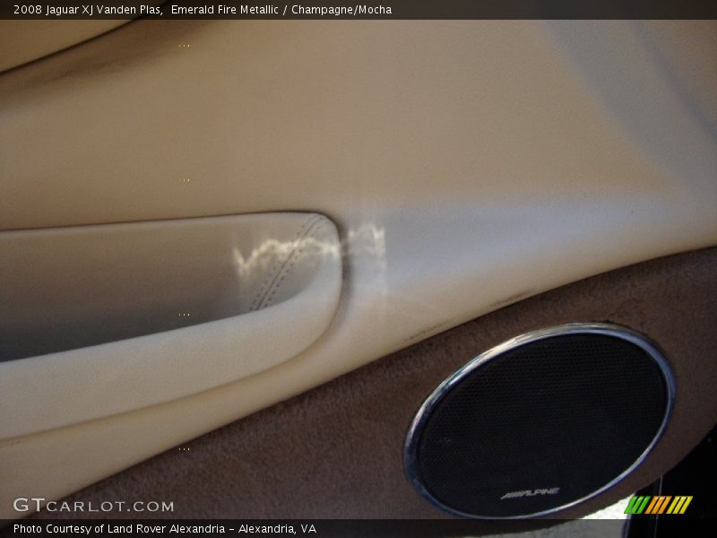 Emerald Fire Metallic / Champagne/Mocha 2008 Jaguar XJ Vanden Plas
