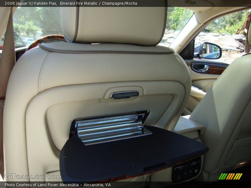 Emerald Fire Metallic / Champagne/Mocha 2008 Jaguar XJ Vanden Plas