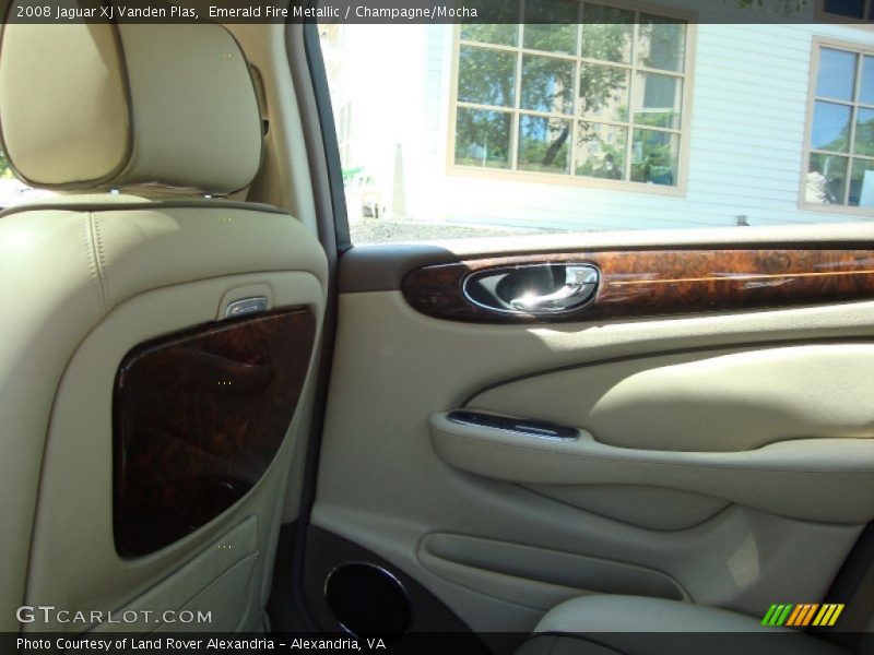 Emerald Fire Metallic / Champagne/Mocha 2008 Jaguar XJ Vanden Plas