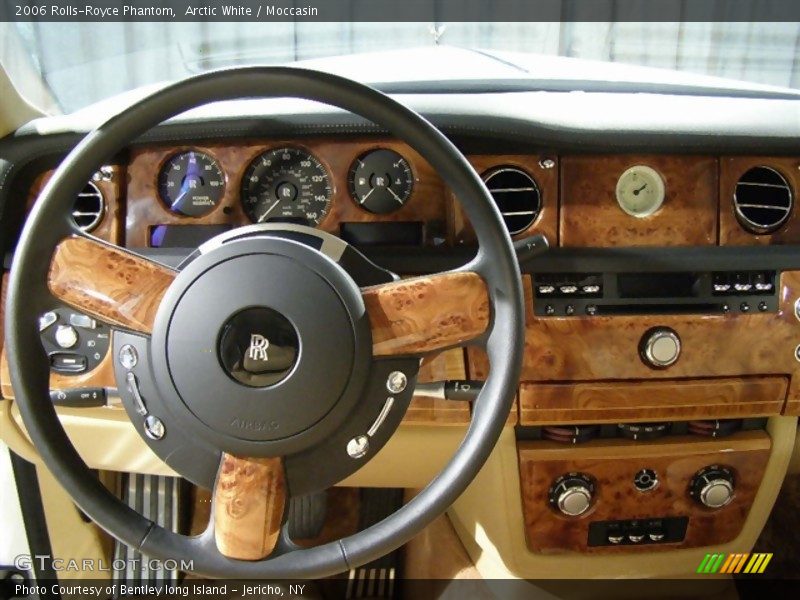 Arctic White / Moccasin 2006 Rolls-Royce Phantom