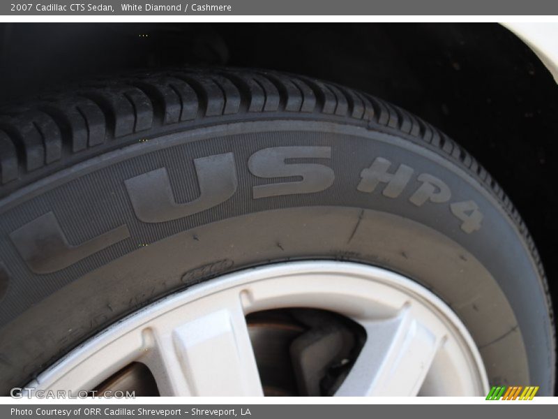 White Diamond / Cashmere 2007 Cadillac CTS Sedan