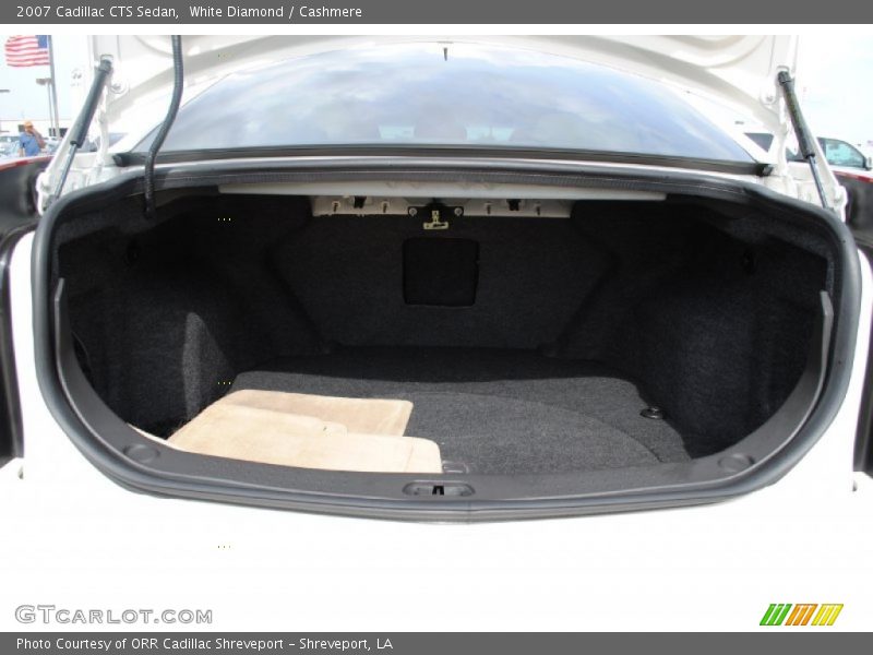 White Diamond / Cashmere 2007 Cadillac CTS Sedan