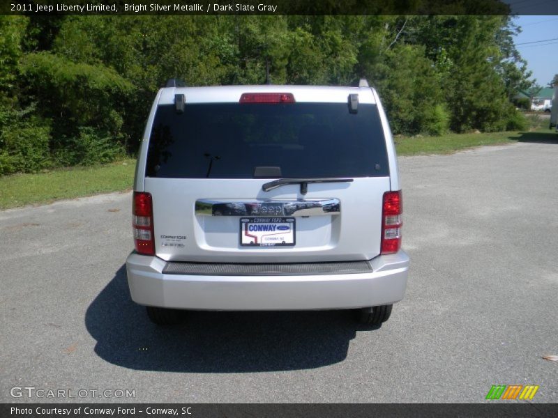 Bright Silver Metallic / Dark Slate Gray 2011 Jeep Liberty Limited
