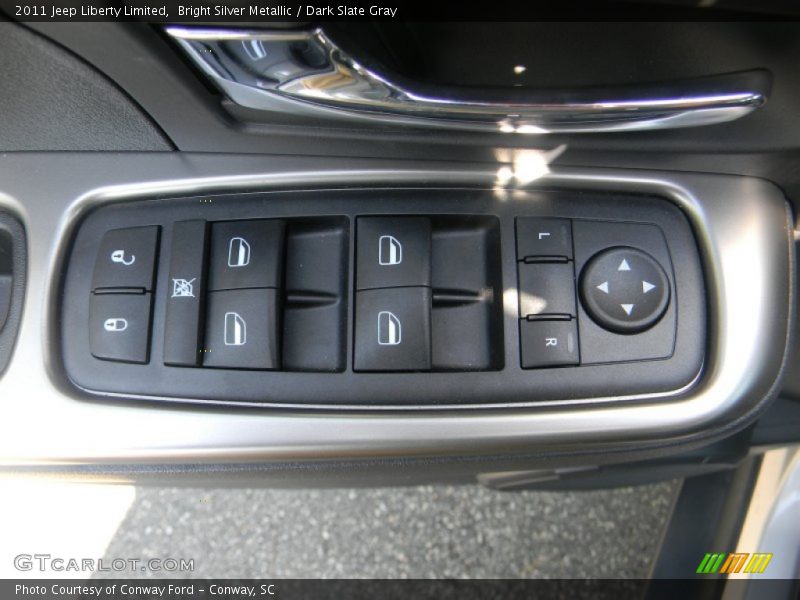 Bright Silver Metallic / Dark Slate Gray 2011 Jeep Liberty Limited