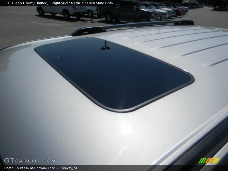Bright Silver Metallic / Dark Slate Gray 2011 Jeep Liberty Limited