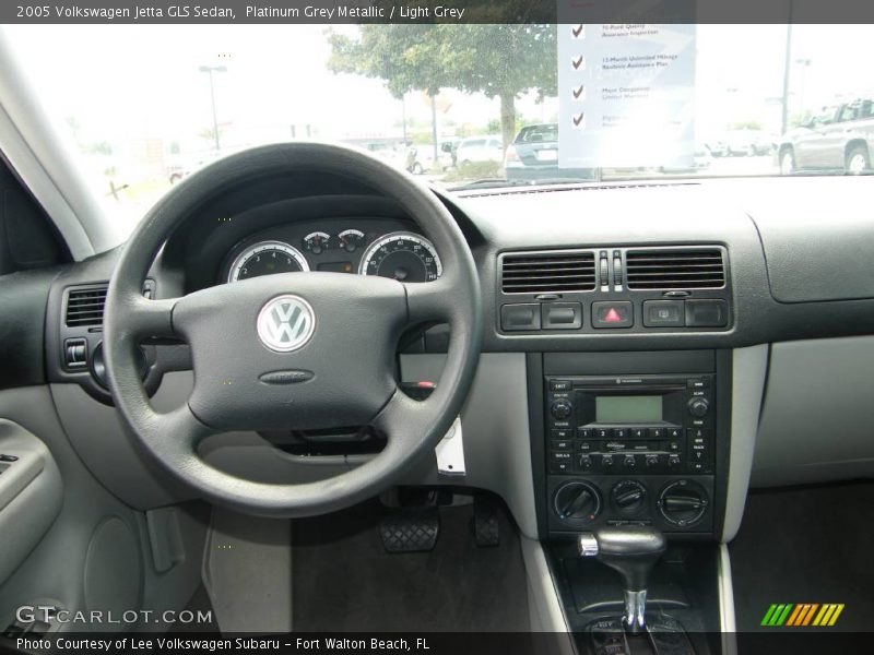Platinum Grey Metallic / Light Grey 2005 Volkswagen Jetta GLS Sedan