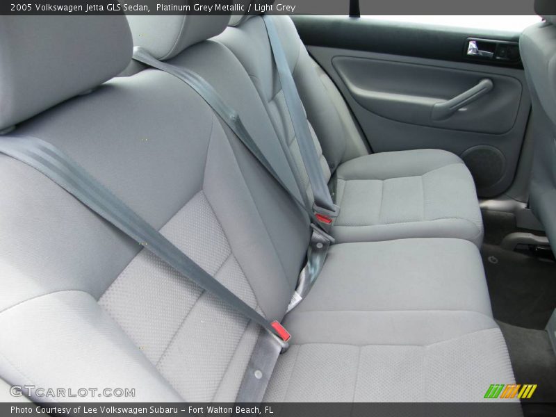 Platinum Grey Metallic / Light Grey 2005 Volkswagen Jetta GLS Sedan